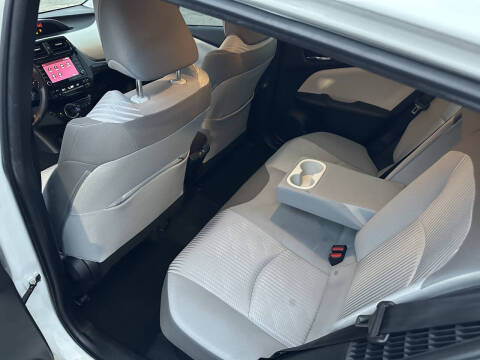 2022 Toyota Prius Prime LE