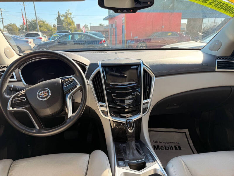 2016 Cadillac SRX Performance Collection