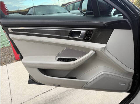 2017 Porsche Panamera 4S