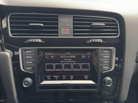 2015 Volkswagen Golf R 4Motion