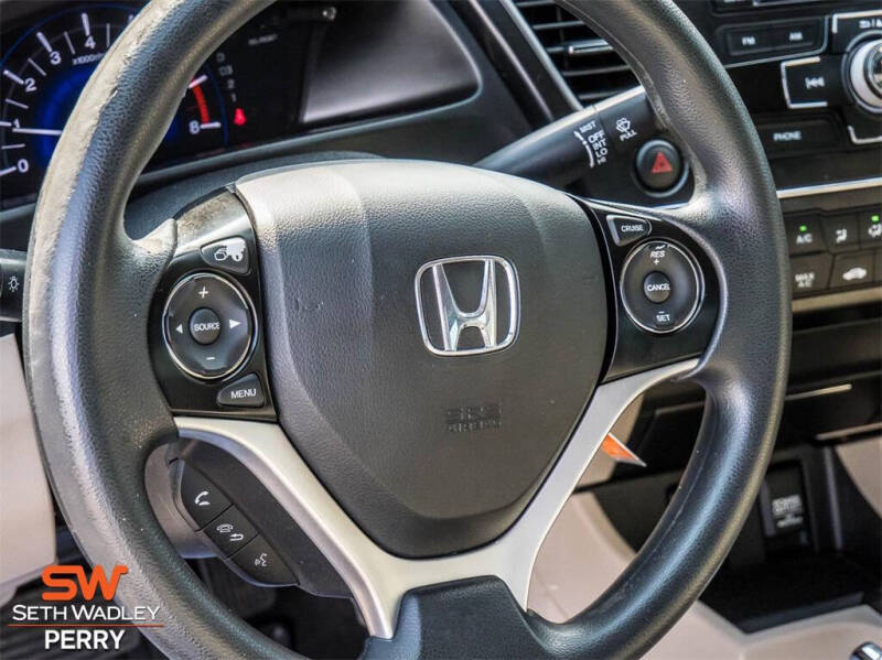 2013 Honda Civic LX photo 24