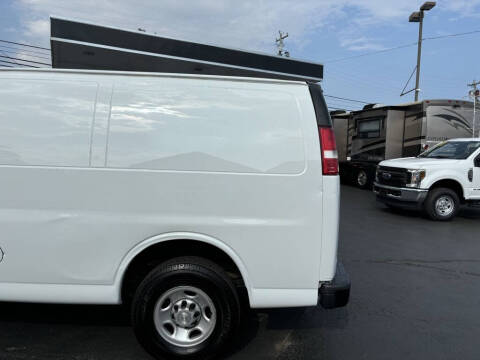 2018 Chevrolet Express 2500