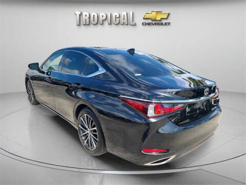 2025 Lexus ES 350