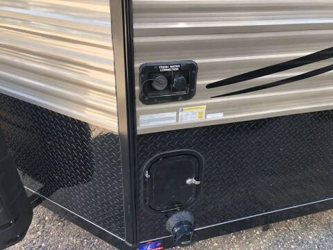 2022 Glacier 17’ RV