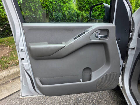 2012 Nissan Frontier SV V6