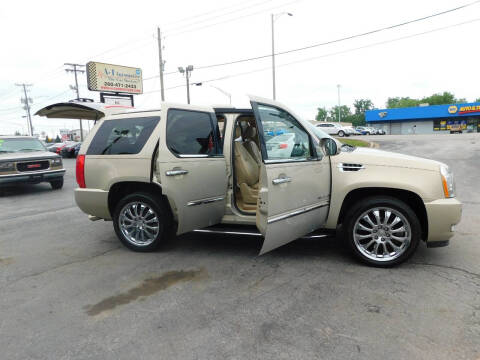 2011 Cadillac Escalade Luxury
