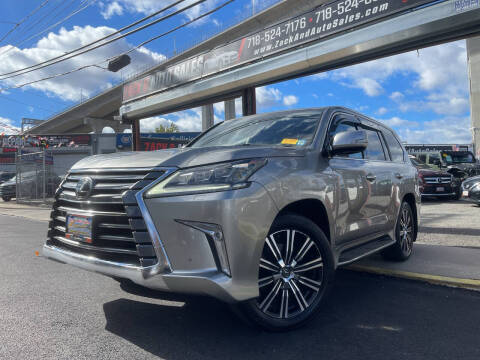 2018 Lexus LX 570 Three-Row
