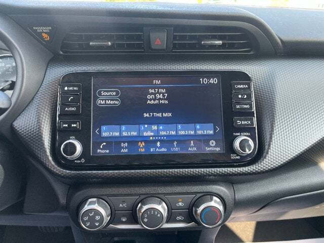 2023 Nissan Kicks 32