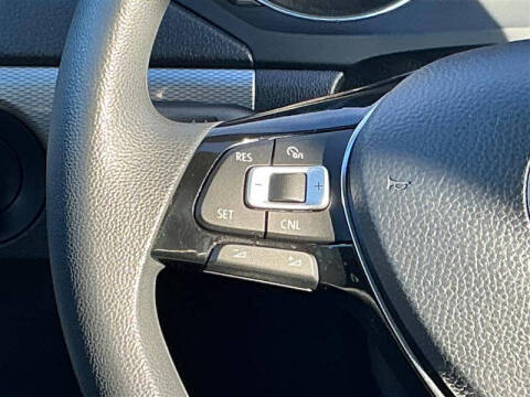 2015 Volkswagen Jetta