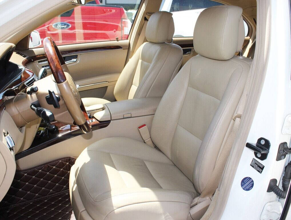 2013 Mercedes-Benz S-Class  - $21,995
