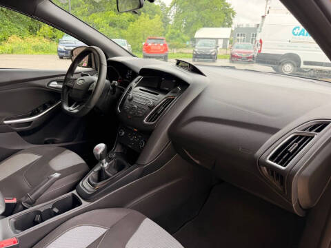 2017 Ford Focus ST