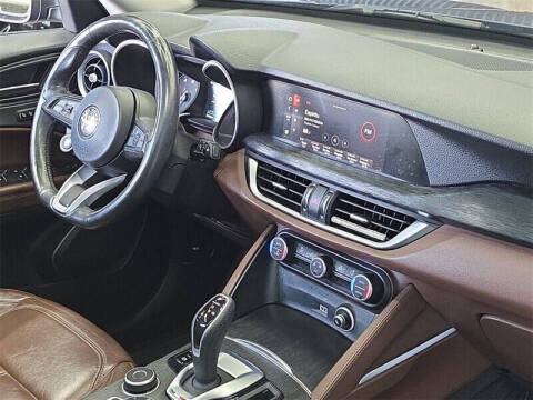 2020 Alfa Romeo Stelvio