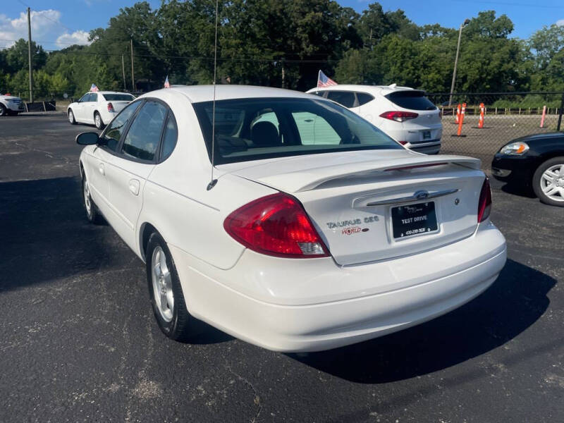2003 Ford Taurus SES