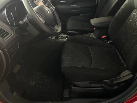 2024 Mitsubishi Outlander Sport ES