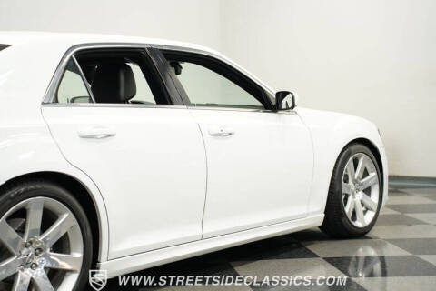 2012 Chrysler 300 SRT8