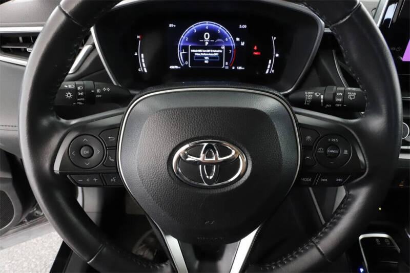 2024 Toyota Corolla Cross XLE