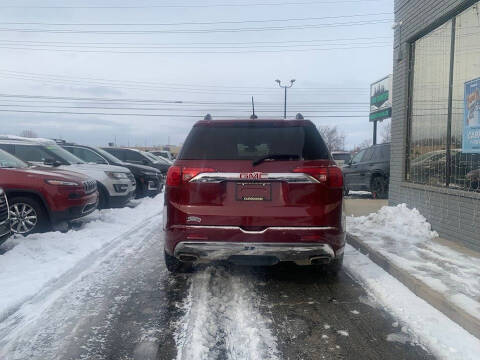 2017 GMC Acadia Denali