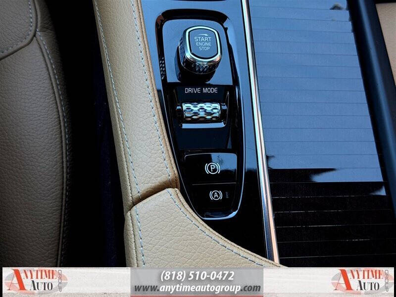 2018 Volvo XC90 T6 Momentum