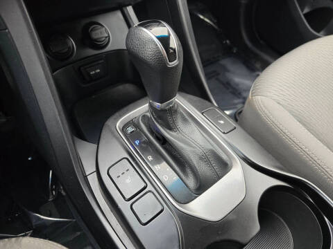 2016 Hyundai Santa Fe SE