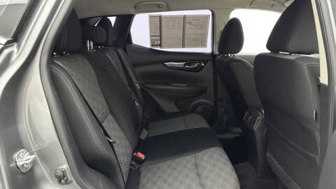 2017 Nissan Rogue Sport SV