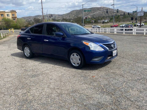 2019 Nissan Versa SV