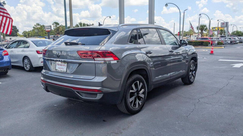2023 Volkswagen Atlas Cross Sport SE