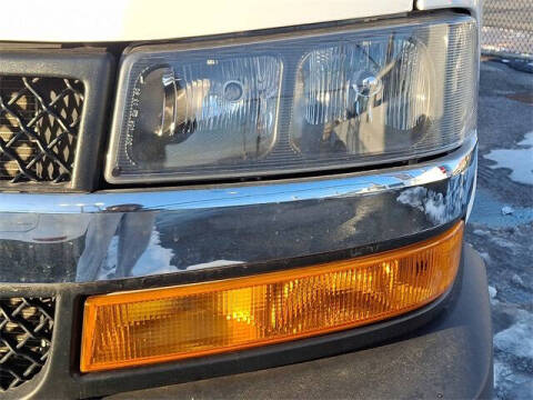 2023 Chevrolet Express 2500