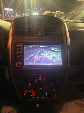 2019 Nissan Versa SV