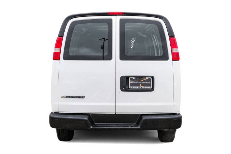 2021 Chevrolet Express 2500