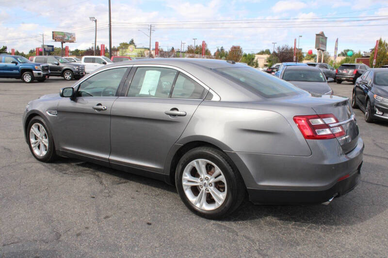 2013 Ford Taurus SEL