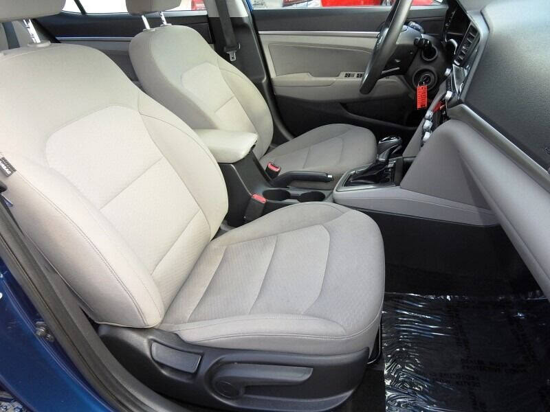 2020 Hyundai Elantra  - $14,900