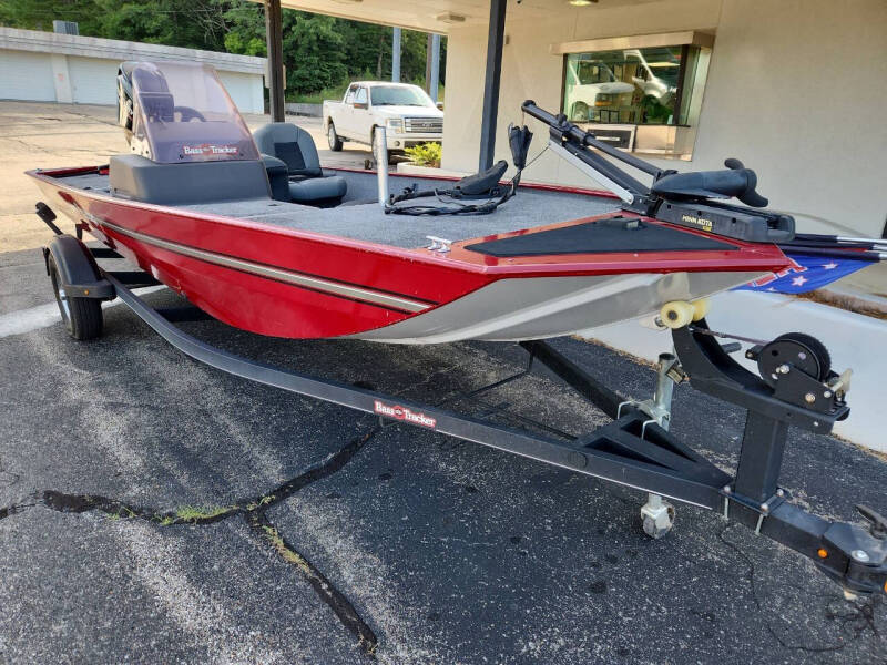 2020 Tracker Classic  XL