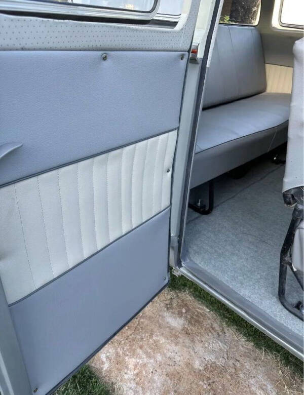 1975 Volkswagen Bus
