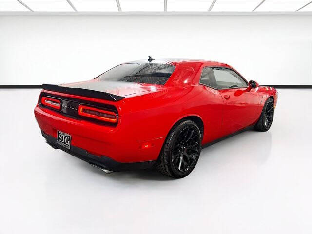 2018 Dodge Challenger 392 HEMI Scat Pack Shaker