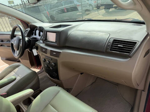 2012 Volkswagen Routan