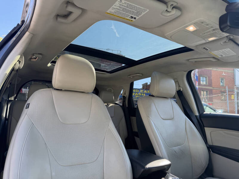 2017 Ford Edge Titanium