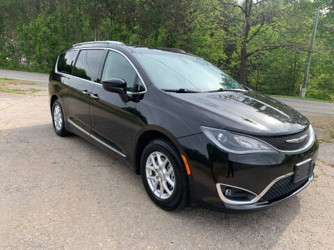 2020 Chrysler Pacifica for sale at 3C Automotive LLC in Wilkesboro NC