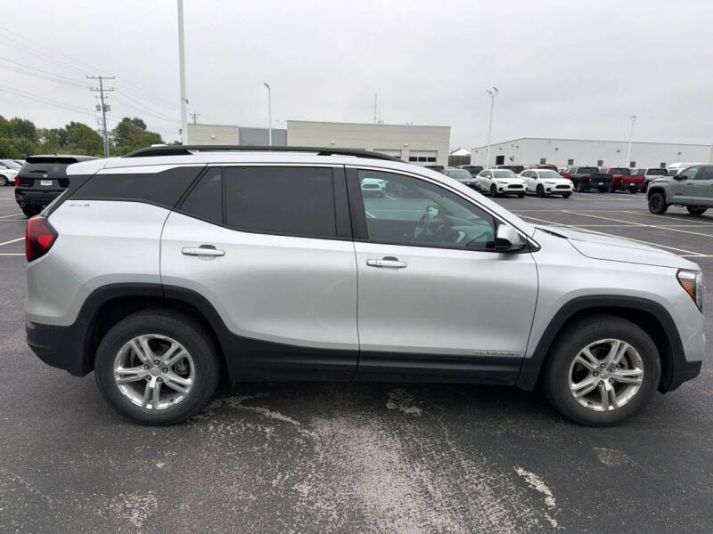 2022 GMC Terrain SLE