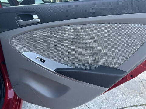 2014 Hyundai Accent GS