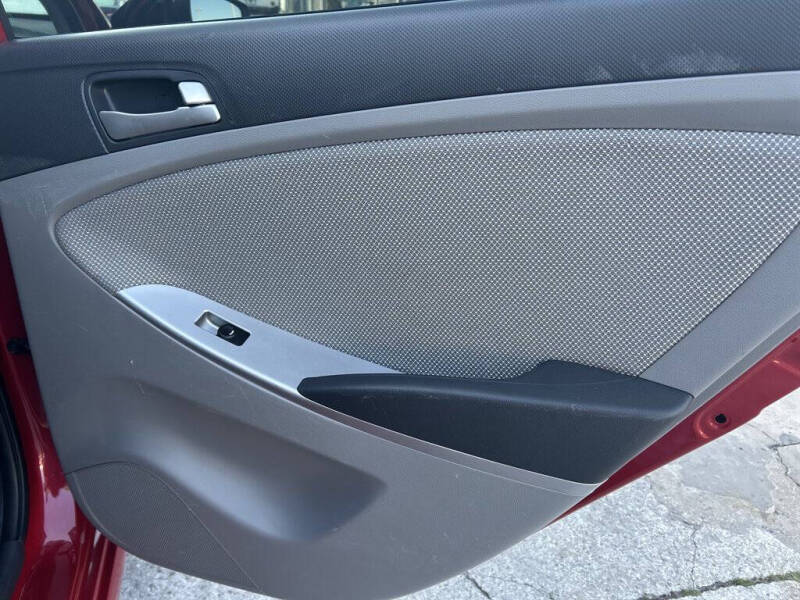 2014 Hyundai Accent GS