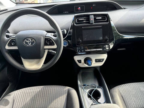 2018 Toyota Prius Two