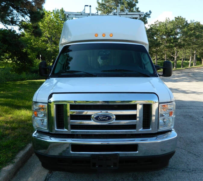 2023 Ford E-Series