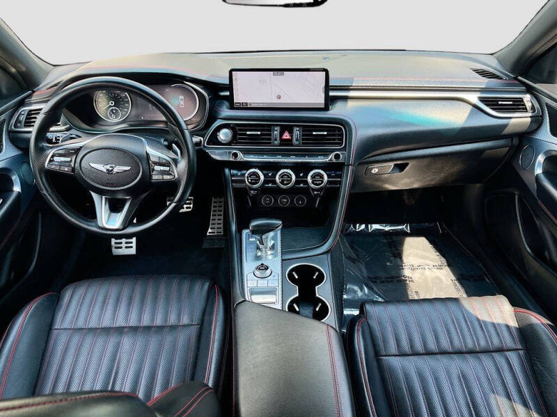 2023 Genesis G70