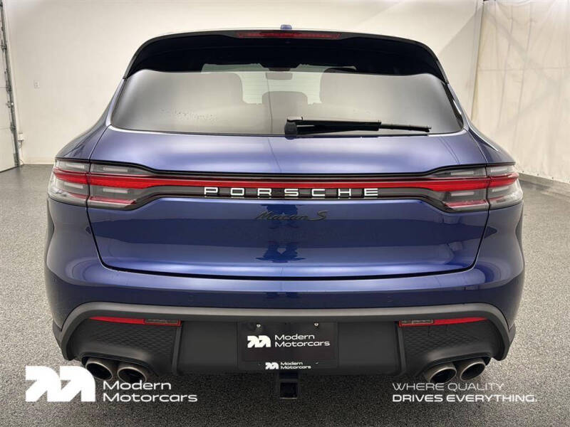 2025 Porsche Macan S