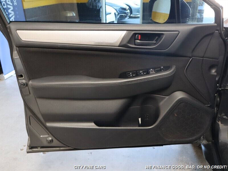 2018 Subaru Outback 2.5i