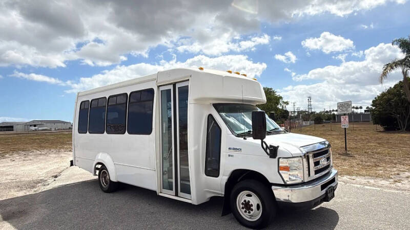 2015 Ford E-Series
