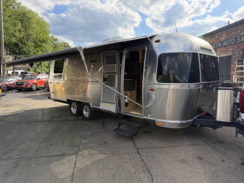 2016 Airstream 25FB
