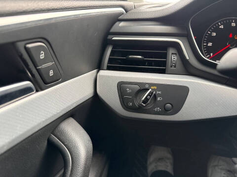 2017 Audi A4 2.0T quattro Premium