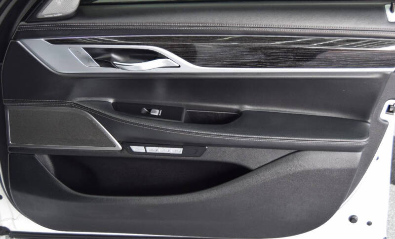 2018 BMW 7 Series 750i