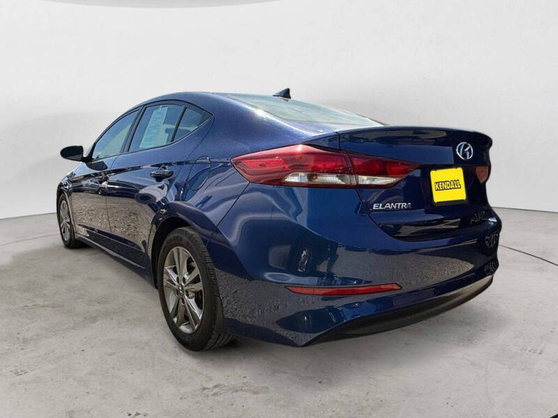 2018 Hyundai Elantra